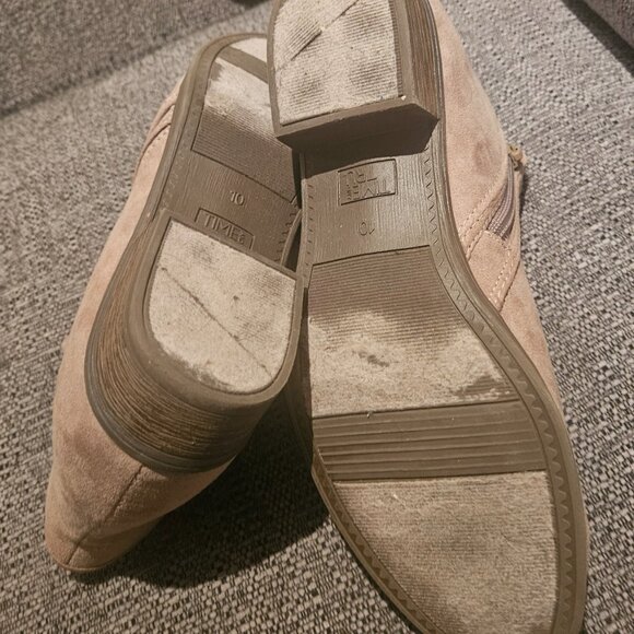 Beige tan cowgirl Western Country Concert ankle low heel faux suede boots 10 - Picture 8 of 12